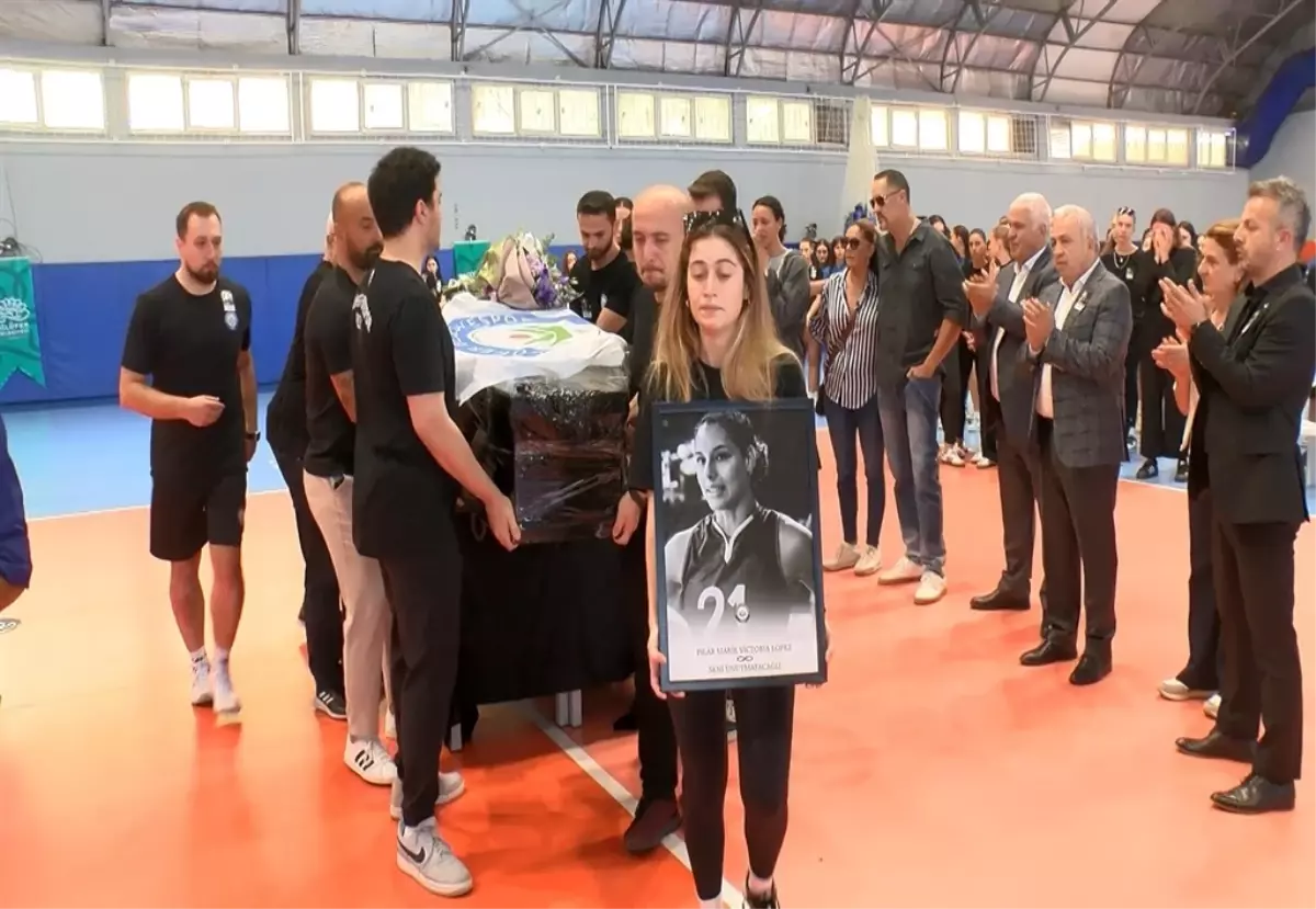 Bursa Nilüfer Belediyespor Kadın Voleybol Takımı’ndan Pilar Marie Victoria Lopez’in ölümünde gıda zehirlenmesi ihtimali