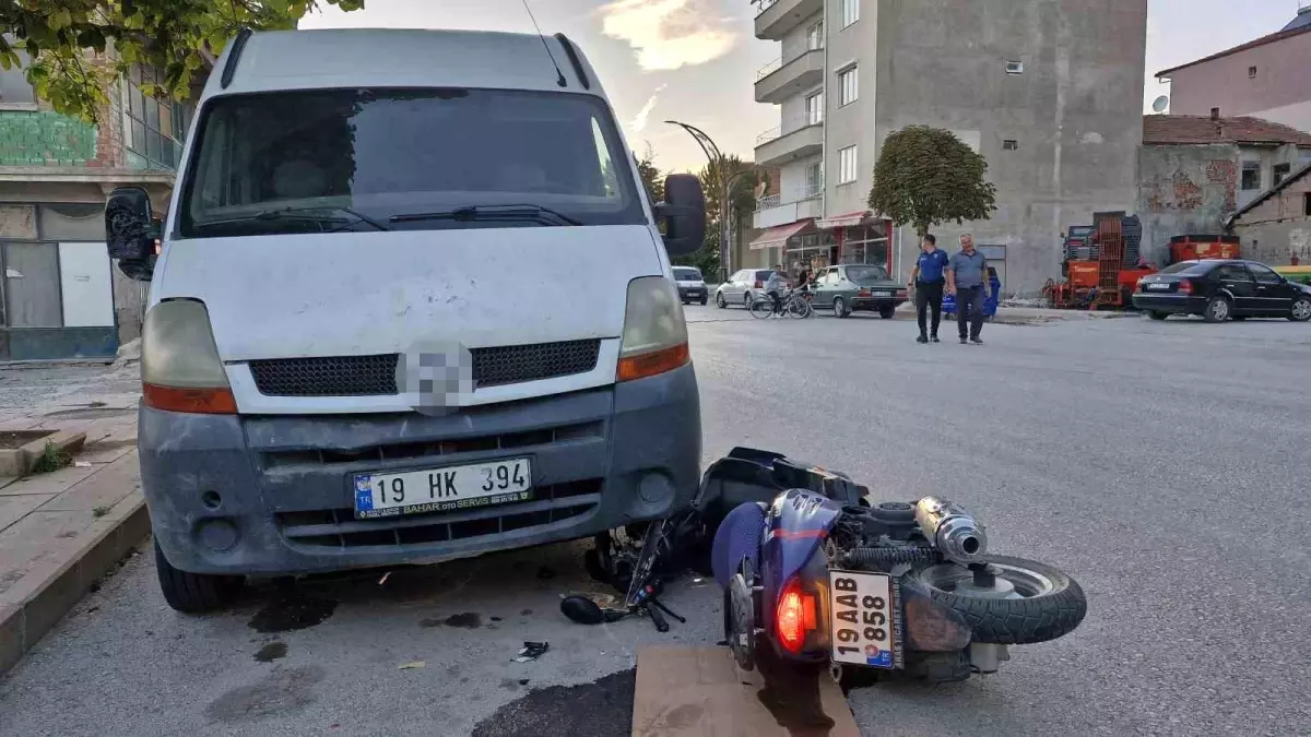 Çorum’da Kaza: İki Kardeş Yaralandı