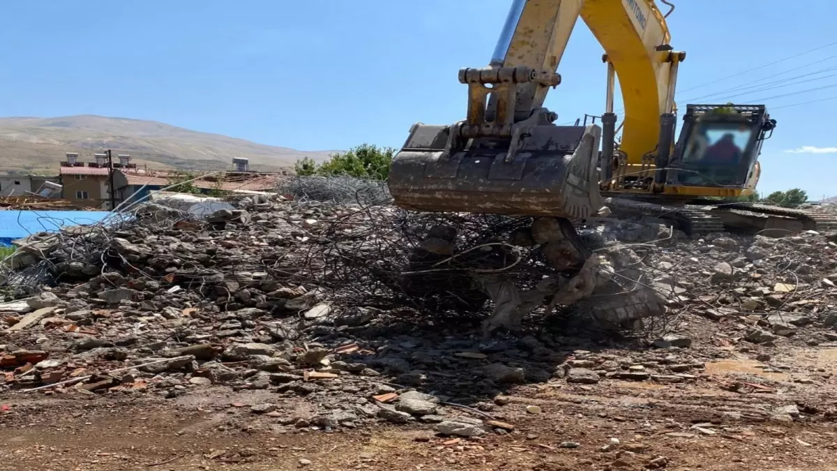 Malatya’da Usulsüz Yıkım Operasyonu