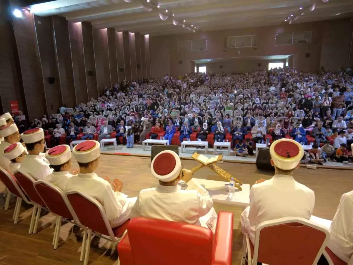 Adıyaman’da Hafızlık İcazet Merasimi Düzenlendi